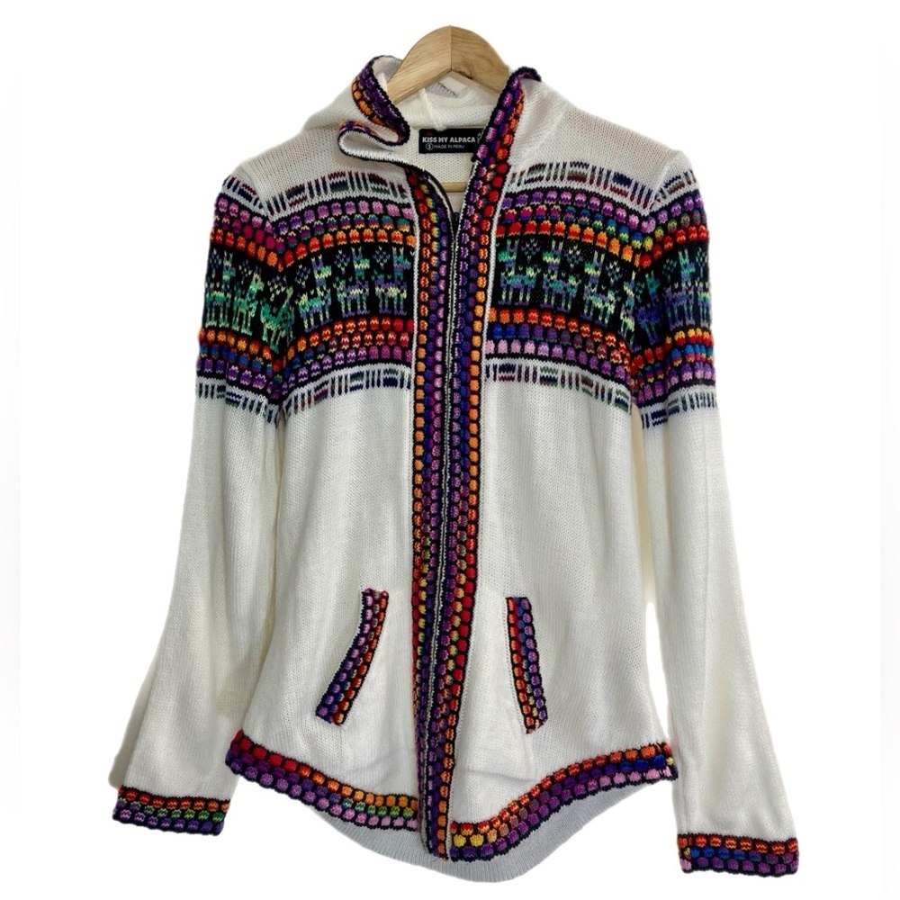 Kiss My Alpaca white knit zip up hoodie w/ alpaca frieze pattern